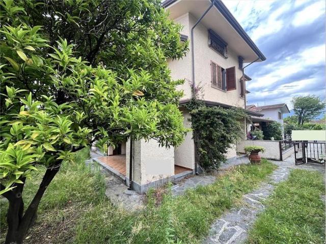 Villa in vendita a Forte Dei Marmi