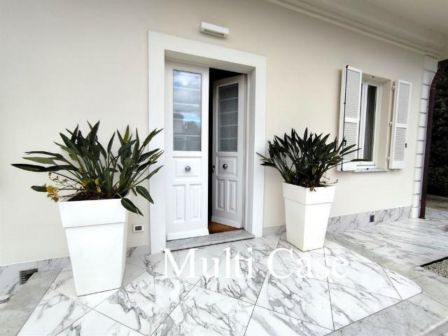 Villa in vendita a Forte Dei Marmi