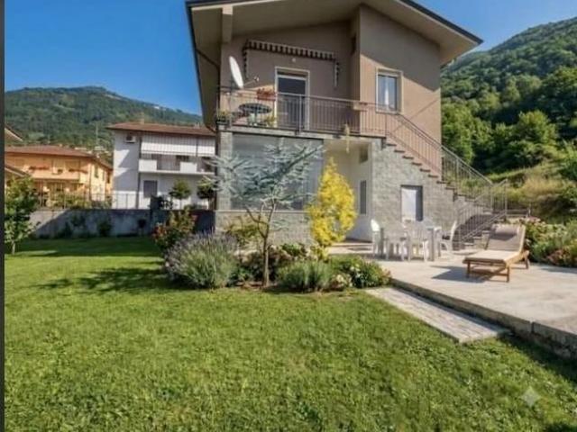 Villa in vendita a Fossone Carrara 183 mq Rif: 1423644