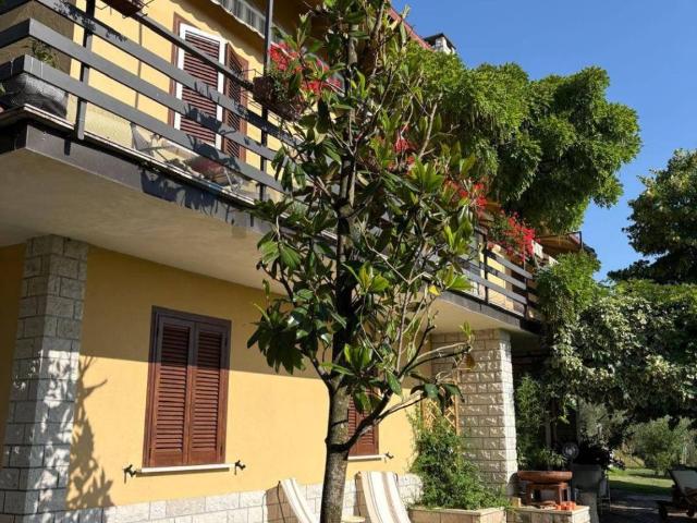 Villa in vendita a Fossato di Vico PG