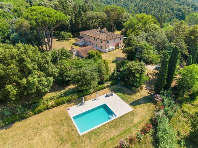 Villa in vendita a Fauglia PI