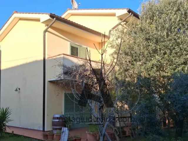 Villa in vendita a Fauglia PI