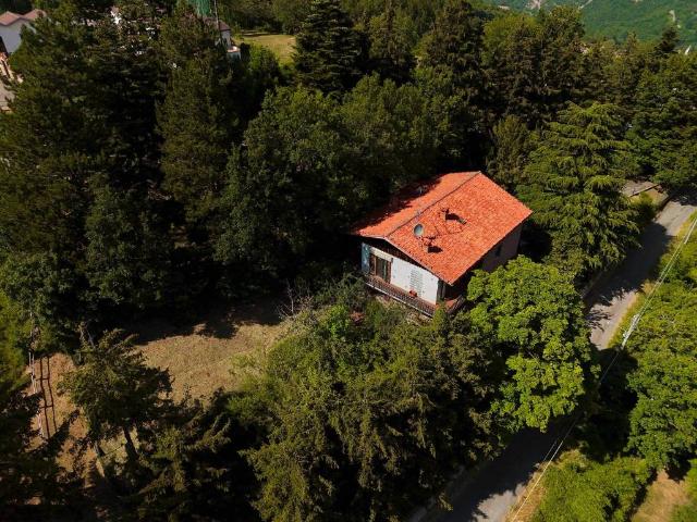 Villa in vendita a Fabbrica Curone AL