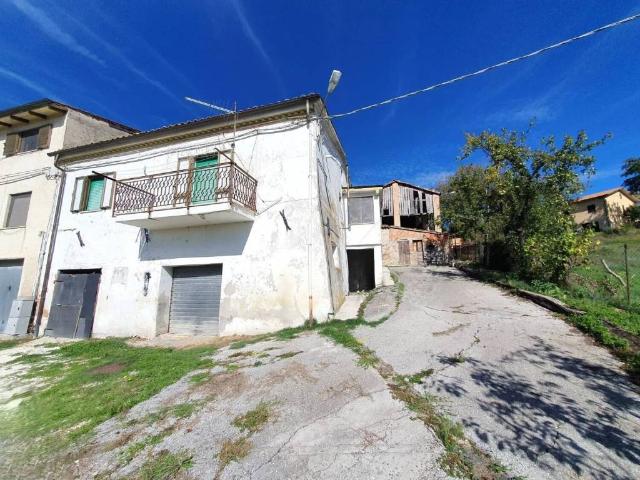 Villa in vendita a Fabriano AN