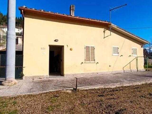 Villa in vendita a Fabriano AN