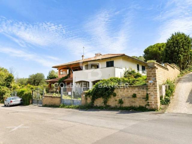 Villa in vendita a Fabrica di Roma VT