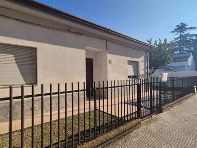 Villa in vendita a Falconara Marittima AN