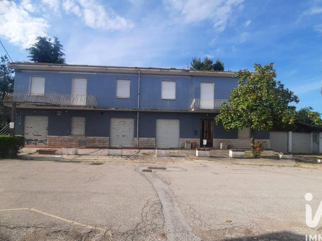 Villa in vendita a Fano