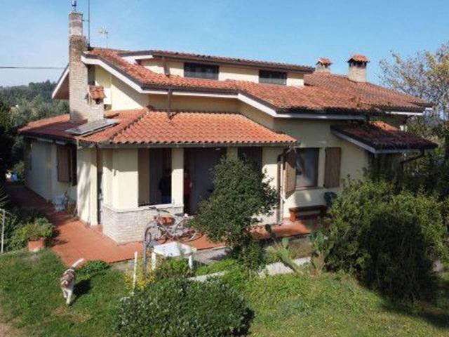 Villa in vendita a Fano