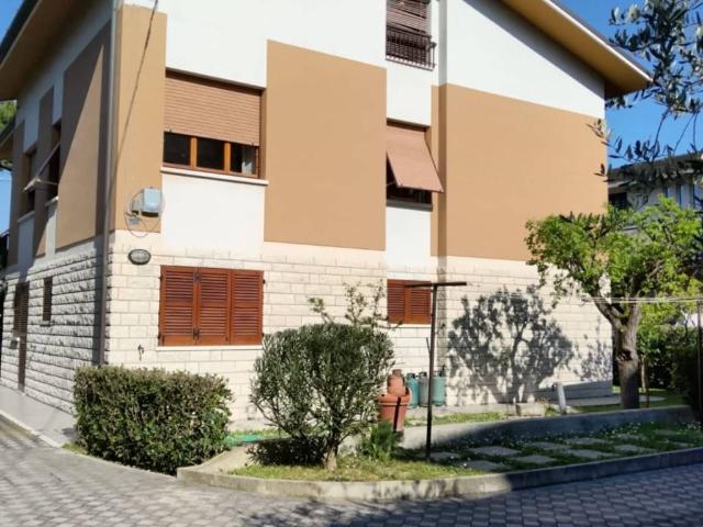 Villa in vendita a Fano PU