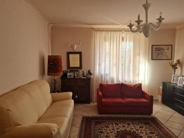 Villa in vendita a Fano PU