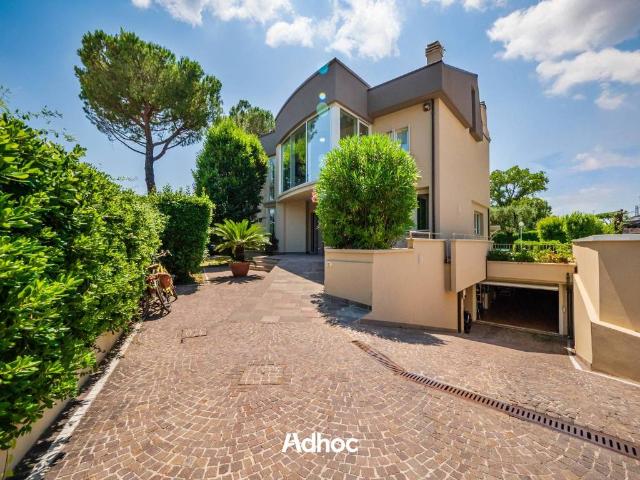 Villa in vendita a Fano PU
