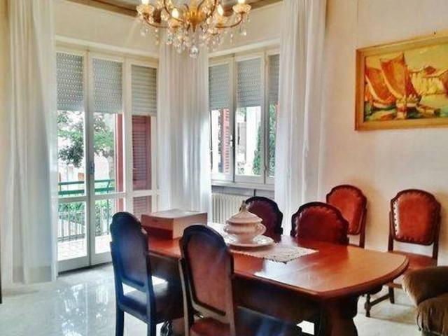 Villa in vendita a Fano PU