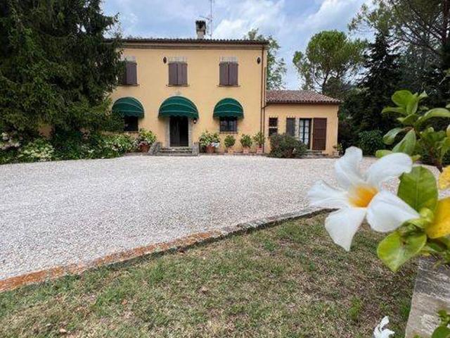 Villa in vendita a Fano PU