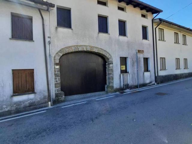 Villa in vendita a Fanna PN