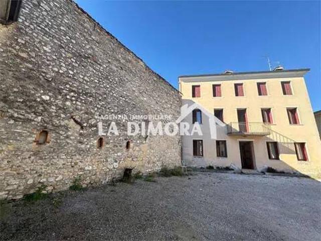 Villa in vendita a Farra di Soligo TV