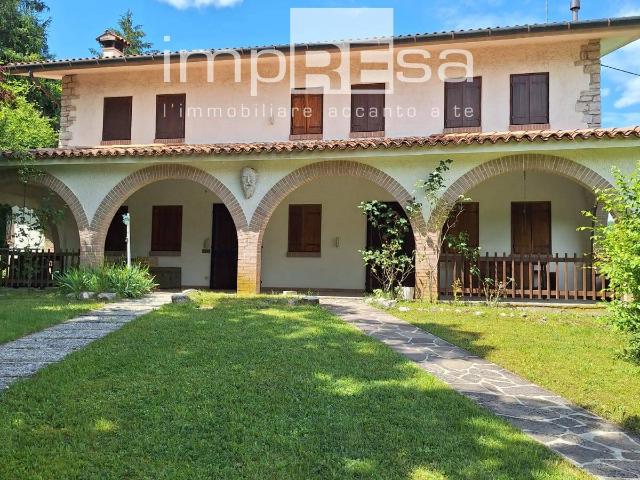 Villa in vendita a Farra di Soligo