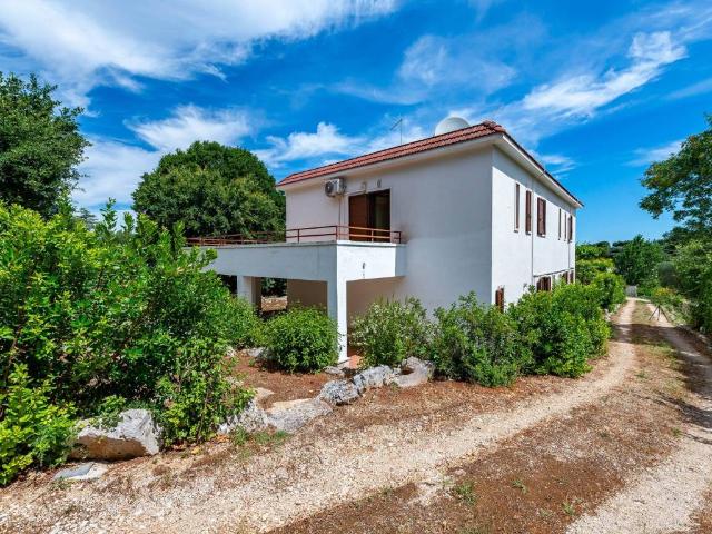 Villa in vendita a Fasano BR
