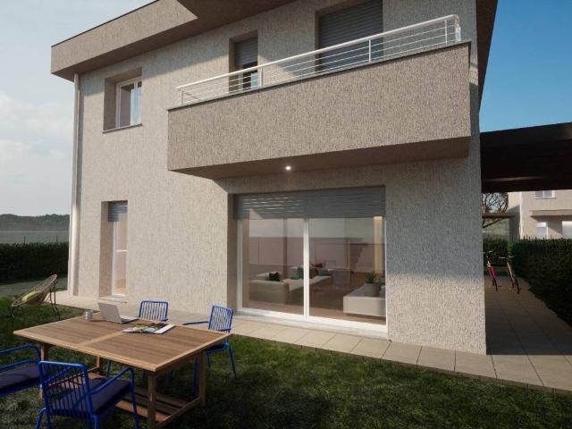 Villa in vendita a Fenegrò CO