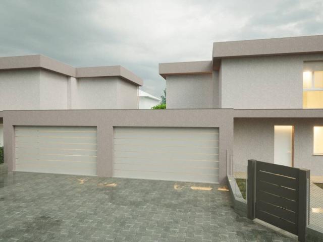 Villa in vendita a Fenegrò CO
