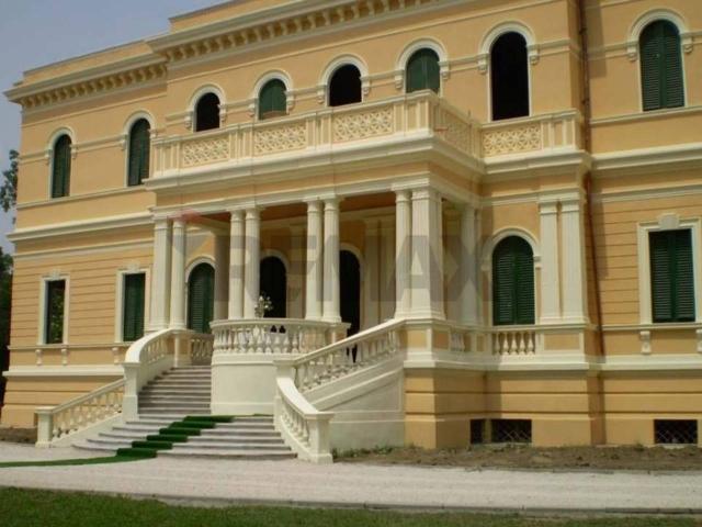 Villa in vendita a Ferrara
