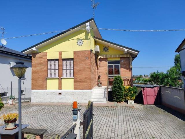 Villa in vendita a Ferrara FE