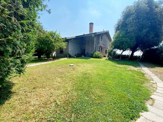 Villa in vendita a Ferrara FE