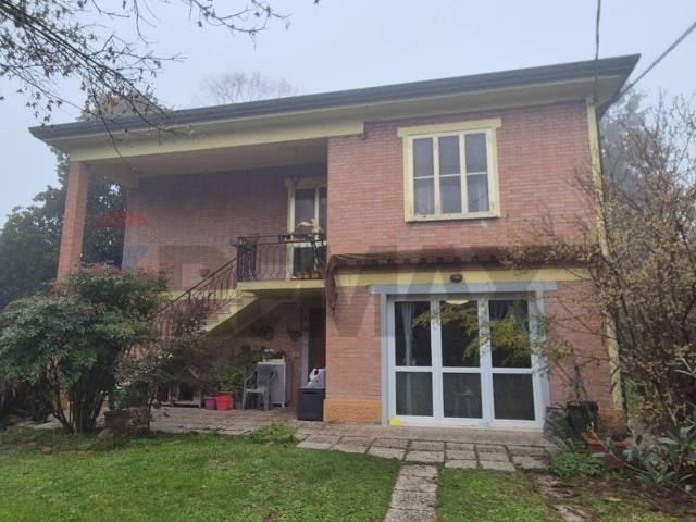 Villa in vendita a Ferrara FE