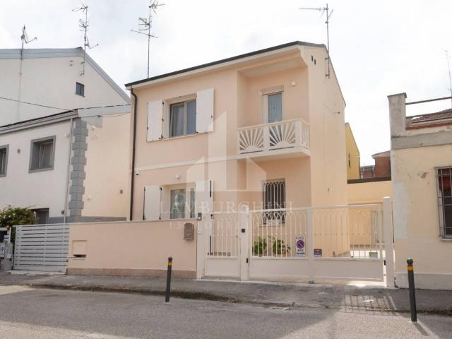 Villa in vendita a Ferrara FE
