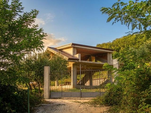 Villa in vendita a Fiuggi FR