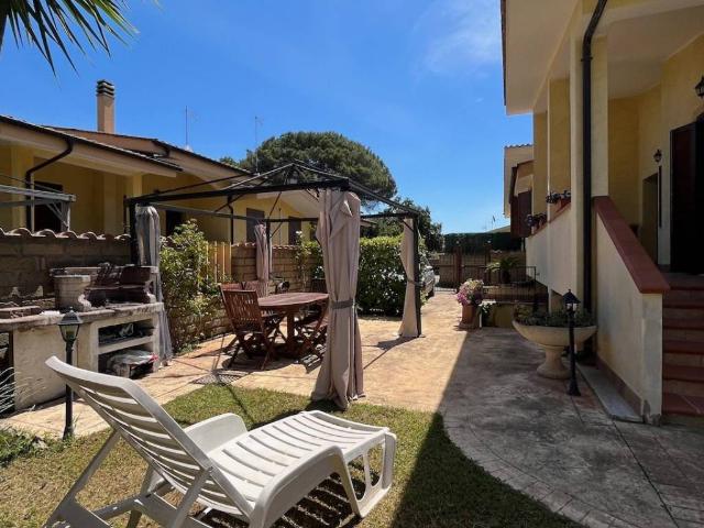 Villa in vendita a Fiumicino RM