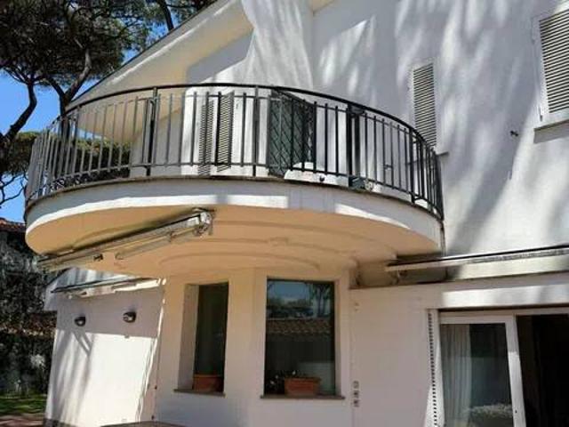 Villa in vendita a Fiumicino RM