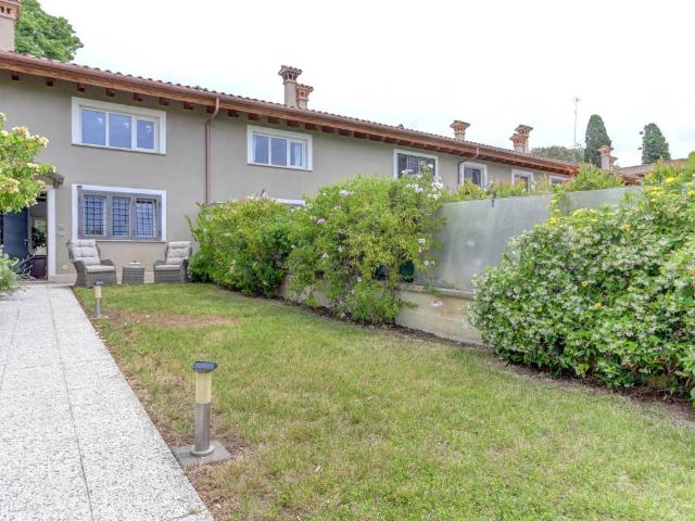 Villa in vendita a Fiumicino RM