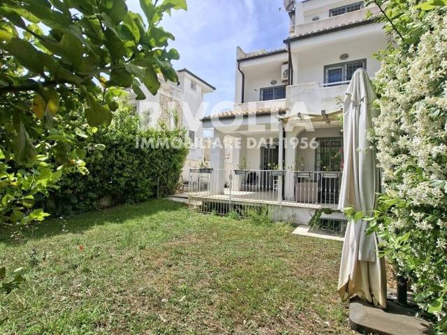 Villa in vendita a Fiumicino