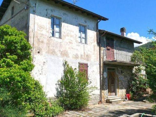 Villa in vendita a Fivizzano MS