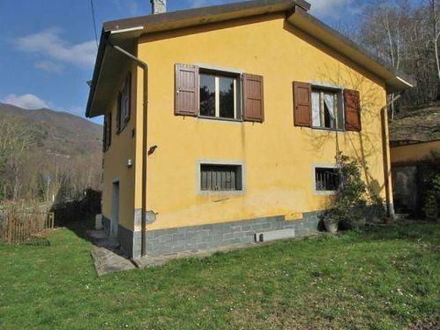 Villa in vendita a Fivizzano MS
