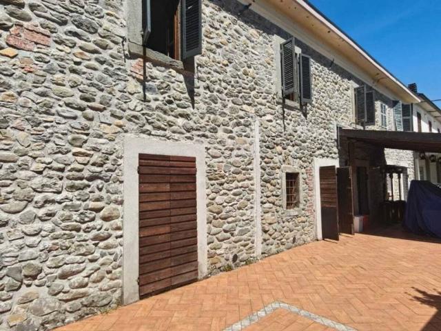 Villa in vendita a Fivizzano MS