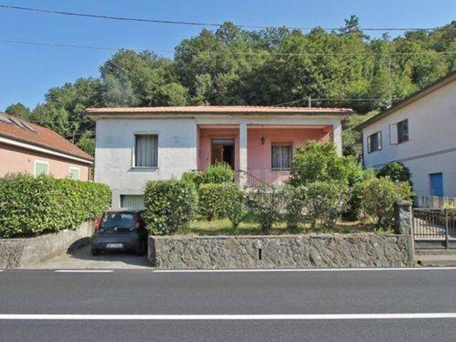 Villa in vendita a Fivizzano MS