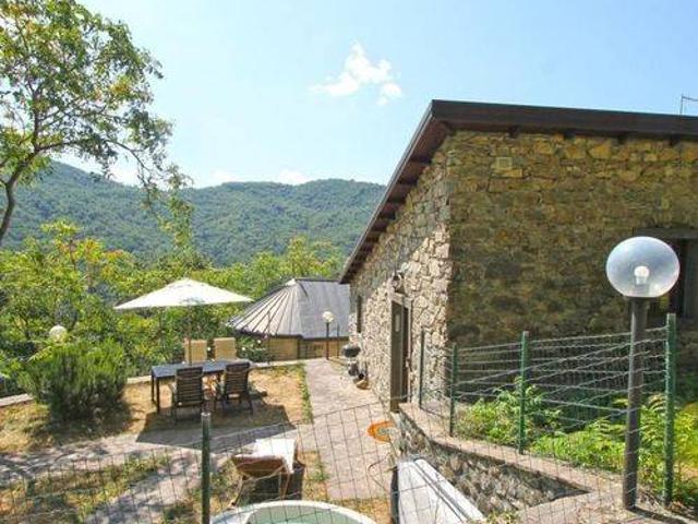 Villa in vendita a Fivizzano MS