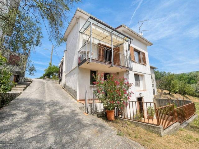 Villa in vendita a Fivizzano MS