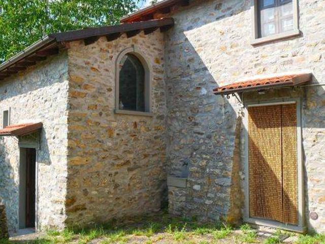 Villa in vendita a Fivizzano MS