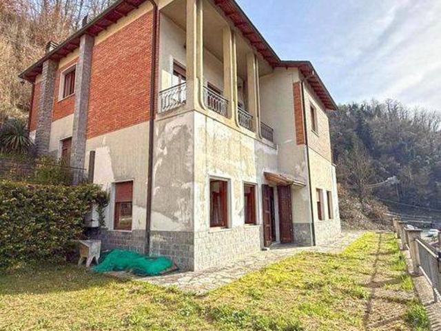 Villa in vendita a Fivizzano MS