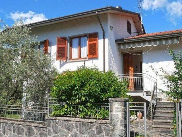 Villa in vendita a Fivizzano MS