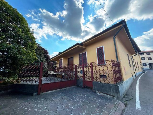 Villa in vendita a Figino Serenza CO