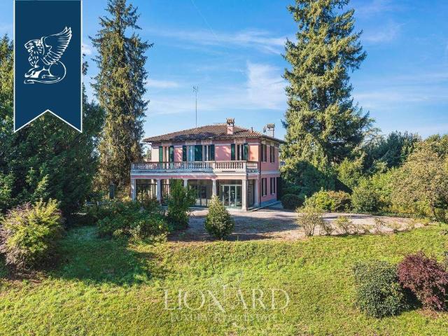 Villa in vendita a Fino Mornasco CO