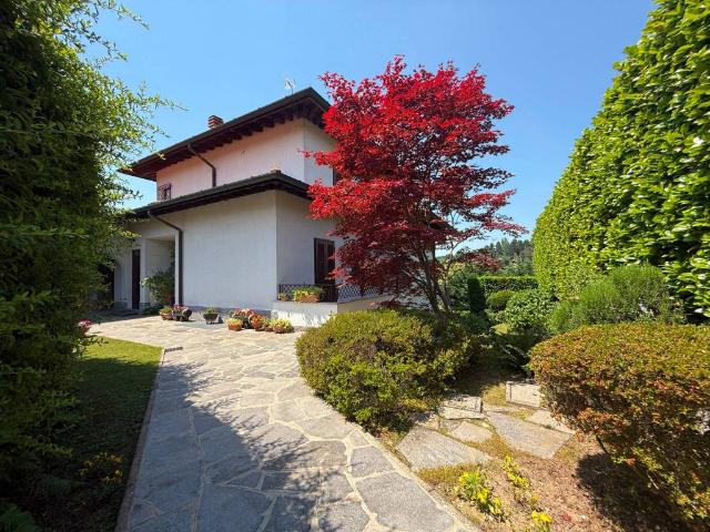 Villa in vendita a Fino Mornasco CO