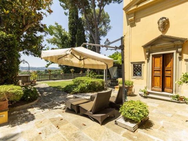 Villa in vendita a Firenze