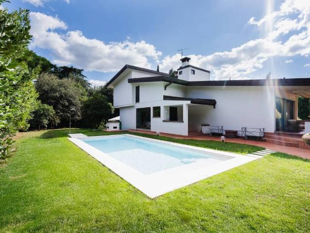 Villa in vendita a Firenze FI