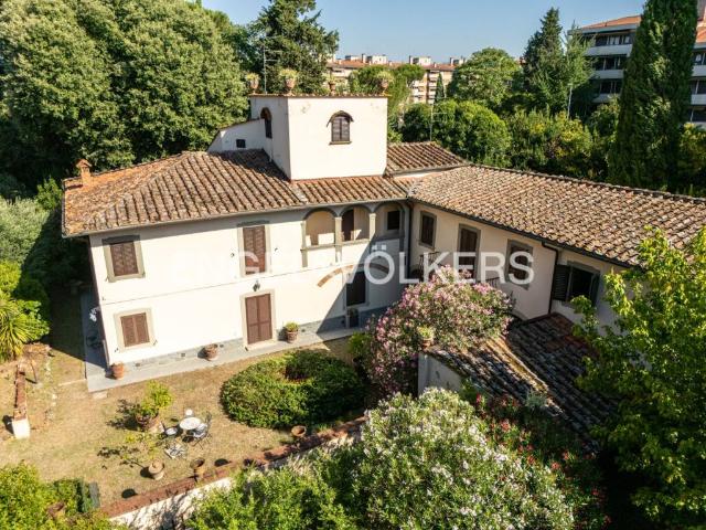 Villa in vendita a Firenze FI
