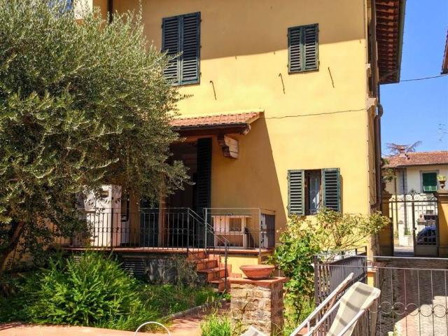 Villa in vendita a Firenze FI